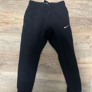 Nike men’s black sweatpants